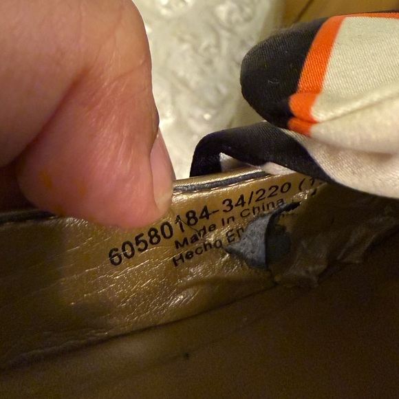 Stylish Charles & Keith Shoes - Picture 6 of 11